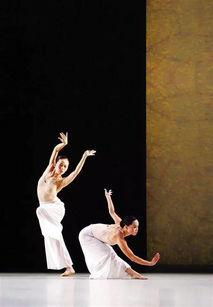 松烟成人舞蹈视频大全,动感舞步,释放激情-第2张图片-抖抈免费版app 松烟成人舞蹈视频大全,动感舞步,释放激情-第2张图片-抖抈免费版app