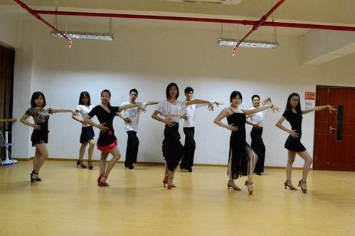 弋江区舞蹈视频成人,一段舞蹈视频背后的故事-第2张图片-抖抈免费版app