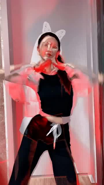 成人过年衣服直播视频,直播带你领略时尚过年装-第1张图片-抖抈免费版app