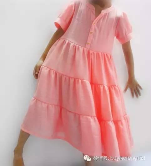 成人表演连衣裙视频播放,时尚与艺术的完美融合-第3张图片-抖抈免费版app