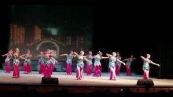 成人彝族群舞视频大全,视频大全中的民族韵律与风情展现-第1张图片-抖抈免费版app 成人彝族群舞视频大全,视频大全中的民族韵律与风情展现-第1张图片-抖抈免费版app