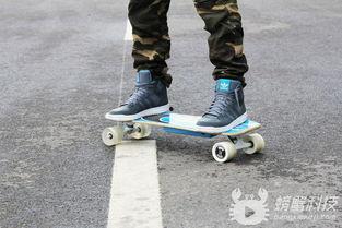 成人滑板小孩能玩吗视频,成人滑板视频启示录-第1张图片-抖抈免费版app 成人滑板小孩能玩吗视频,成人滑板视频启示录-第1张图片-抖抈免费版app