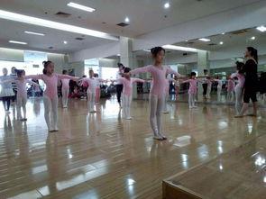 大溪成人学跳舞视频,跟随视频轻松入门-第3张图片-抖抈免费版app 大溪成人学跳舞视频,跟随视频轻松入门-第3张图片-抖抈免费版app