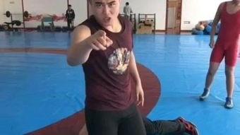 成人散打摔跤教学视频-第2张图片-抖抈免费版app