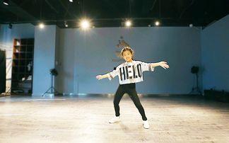 成人完整街舞男生视频,街舞男生的激情演绎与动感瞬间-第3张图片-抖抈免费版app