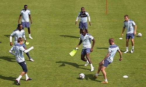 成人足球选购方法视频,视频揭秘选购技巧与注意事项-第3张图片-抖抈免费版app