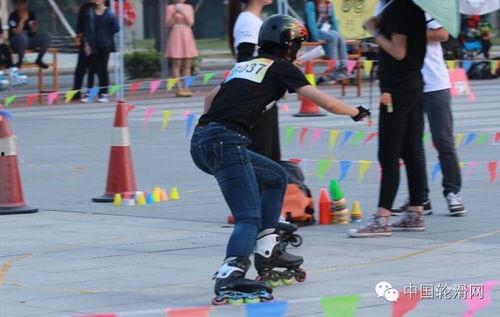 成人轮滑技巧视频-第1张图片-抖抈免费版app