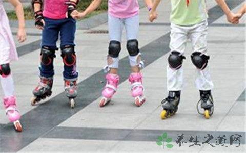 成人轮滑技巧视频-第2张图片-抖抈免费版app