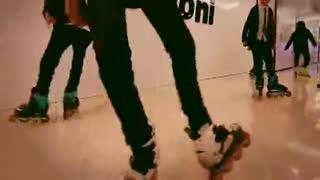 成人轮滑技巧视频-第3张图片-抖抈免费版app