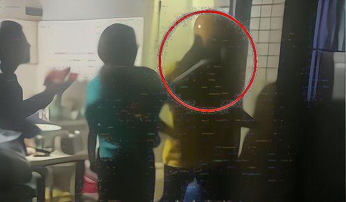 成人打人犯法吗视频,法律界定与法律责任解析-第3张图片-抖抈免费版app